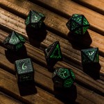 Набор кубиков Elvish Black & Glow-in-the-dark Dice Set